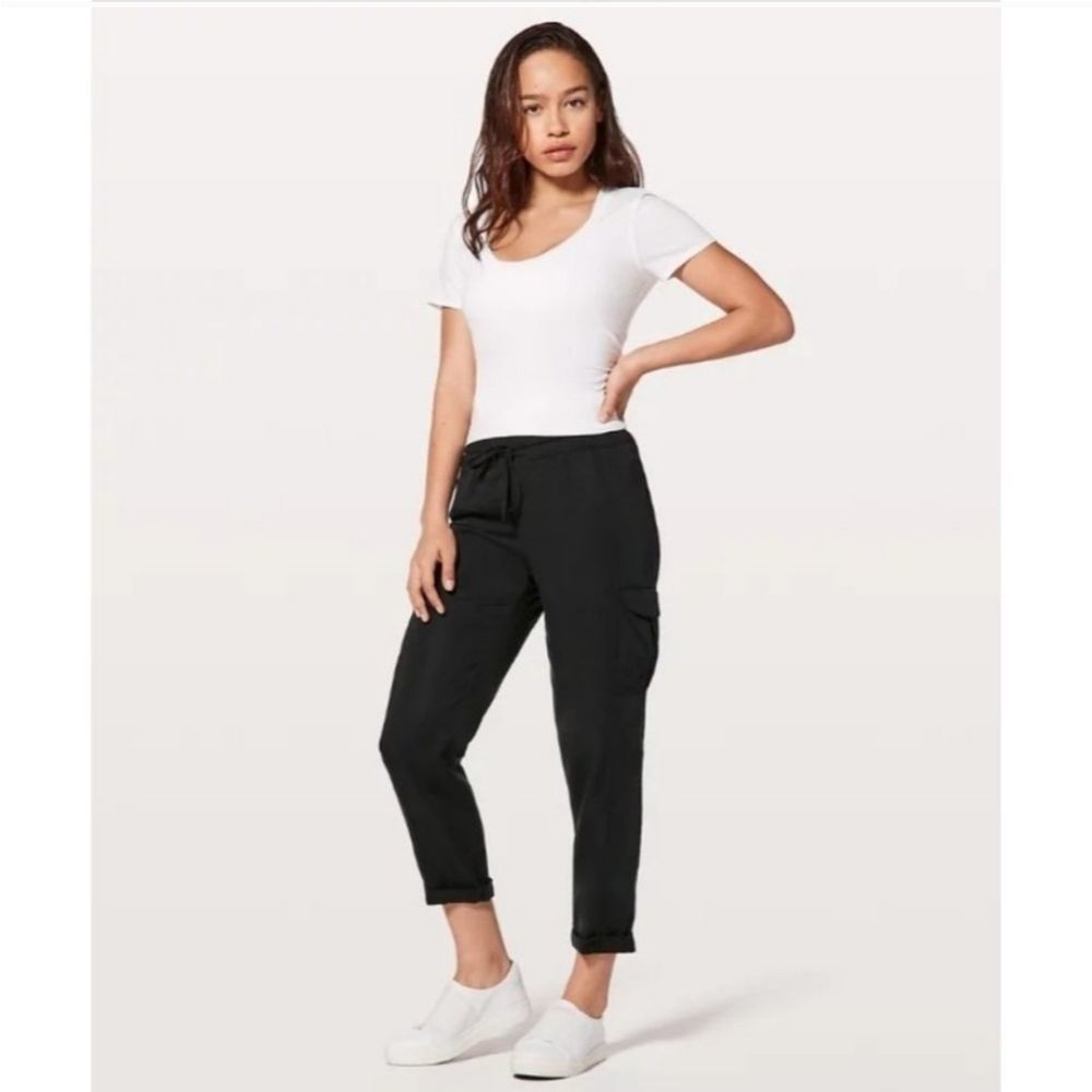 Lululemon Move Lightly Tencel Cropped Cargo Pants black 2